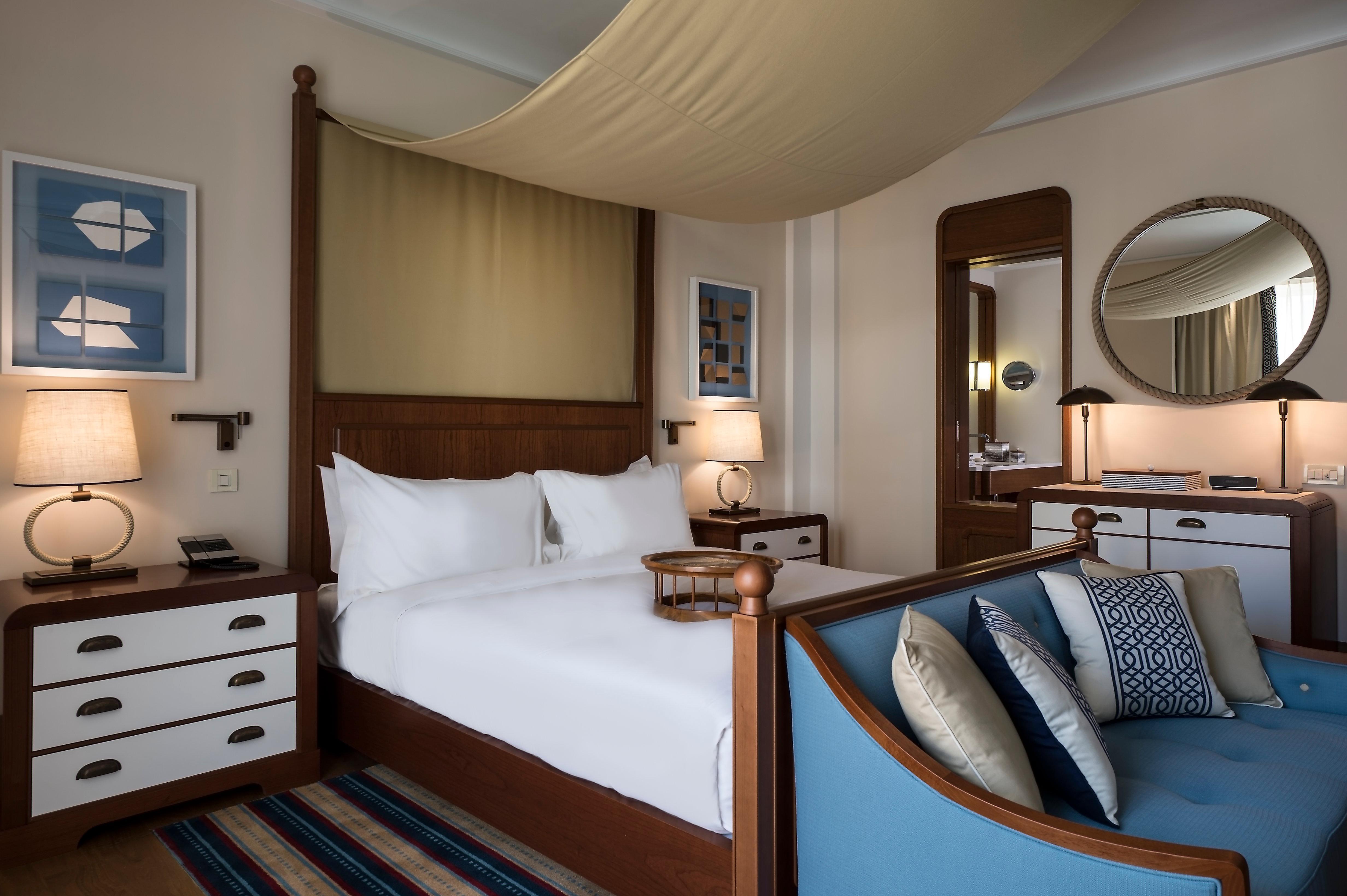 Regent Porto Montenegro Tivat Luaran gambar A bedroom at the hotel
