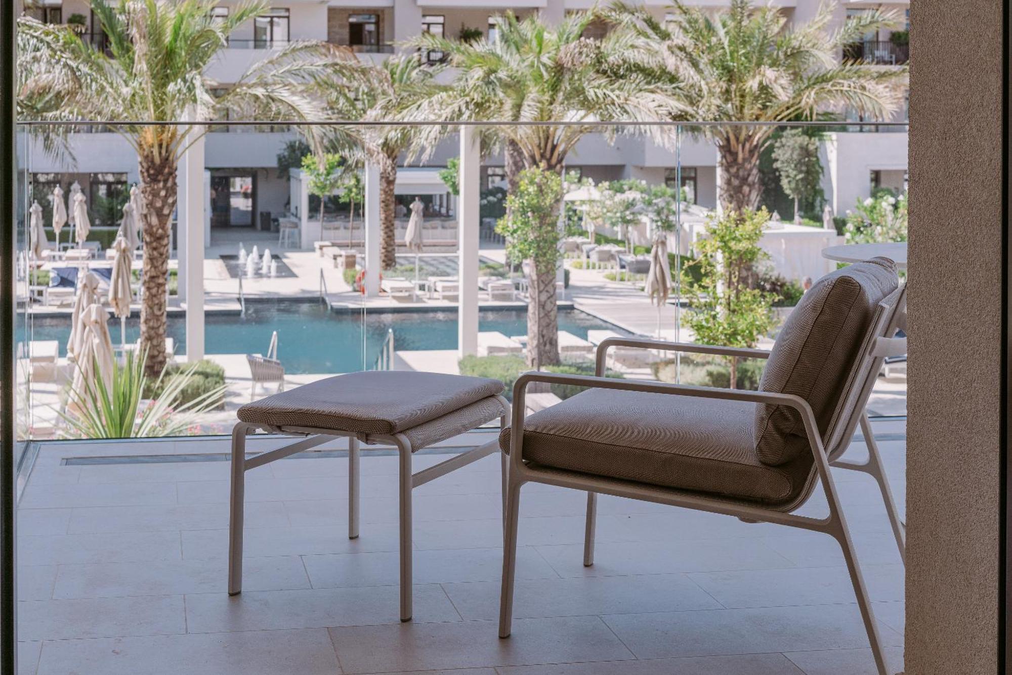 Regent Porto Montenegro Tivat Luaran gambar The Palm Beach Club