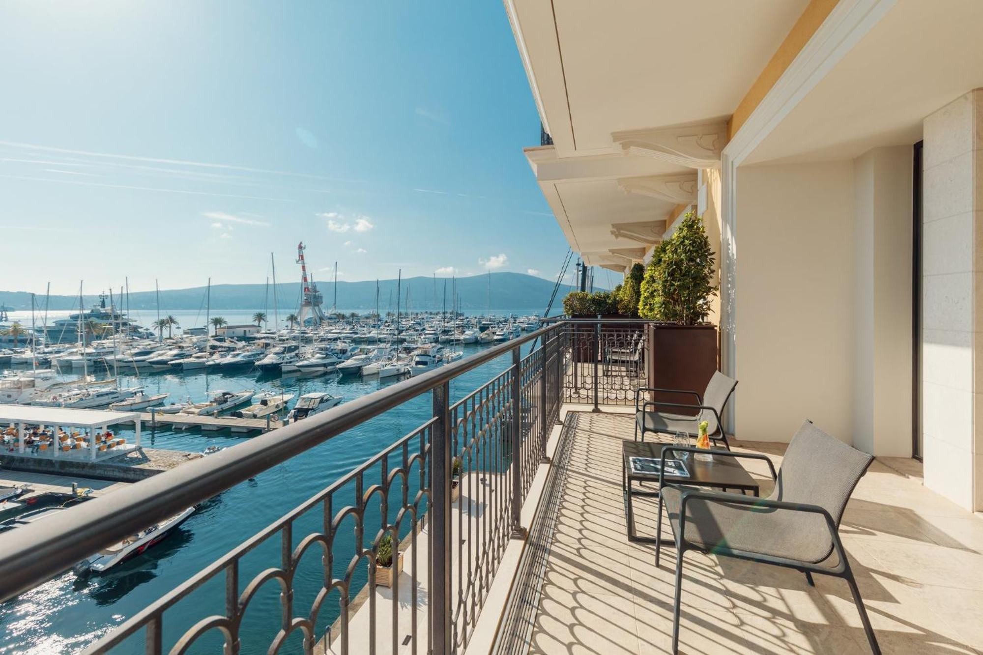Regent Porto Montenegro Tivat Luaran gambar View from the hotel