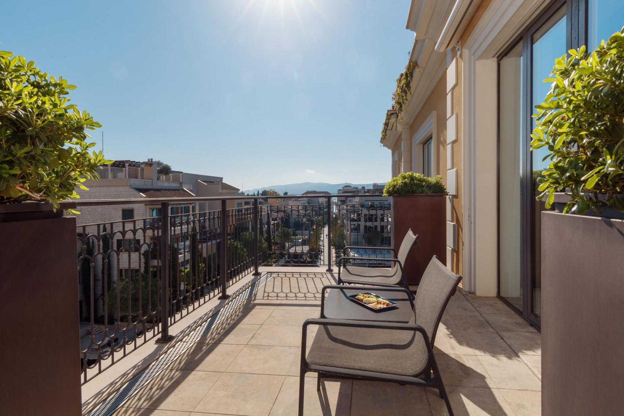 Regent Porto Montenegro Tivat Luaran gambar The Westin Athens